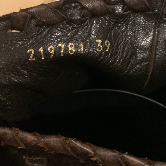 Authentic Gucci boots - Picture 9 of 10